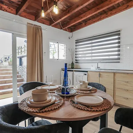 Lanzarote Bbq & Terrace Escape