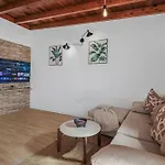 Lanzarote Bbq & Terrace Escape Tatil Evi *